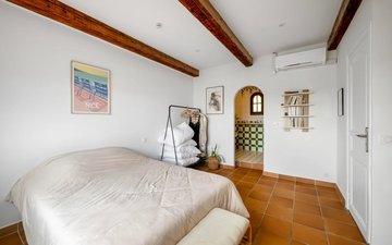 Property slide 15
