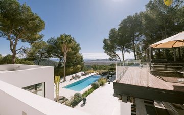 Property slide 6