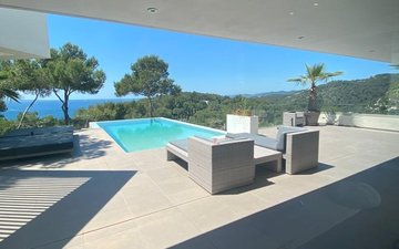 Property slide 5