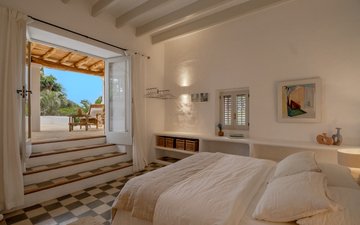 Property slide 16