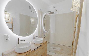 Property slide 14