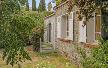 Property slide 16