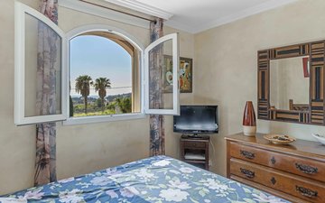 Property slide 8