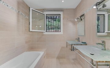 Property slide 16