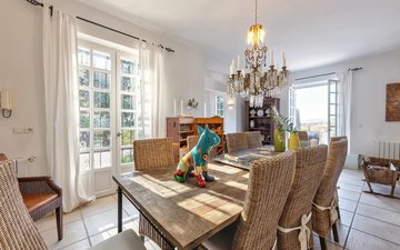 Property slide 10