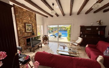 Property slide 17