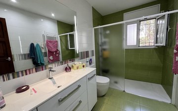 Property slide 20