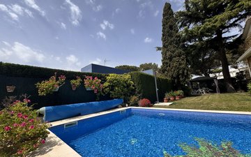 Property slide 8