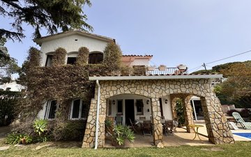 Property slide 9