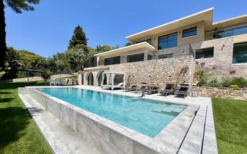 Property slide 17