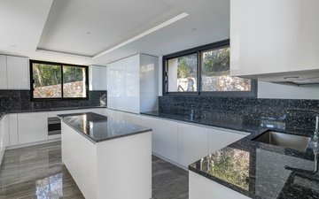 Property slide 7