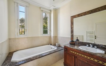 Property slide 17