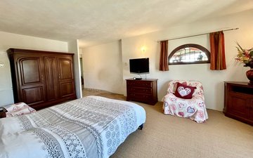 Property slide 7