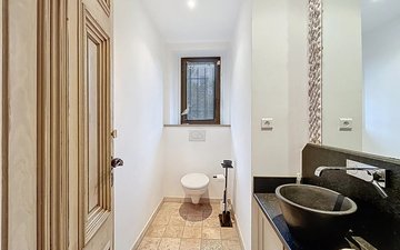 Property slide 18