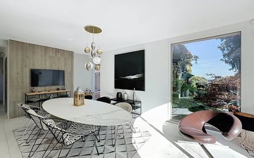 Property slide 18