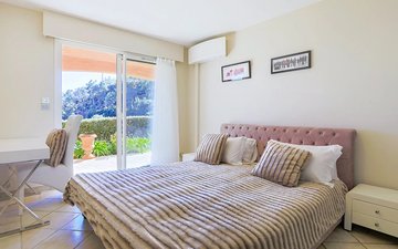 Property slide 19