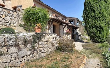 Property slide 18