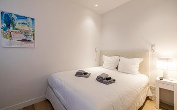 Property slide 10
