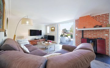 Property slide 8