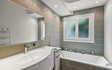 Property slide 16