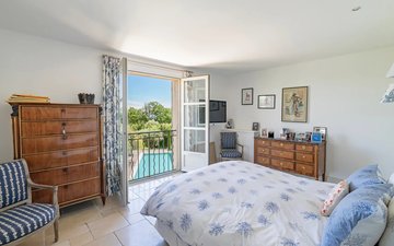 Property slide 8
