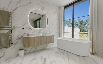 Property slide 17
