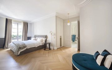 Property slide 10