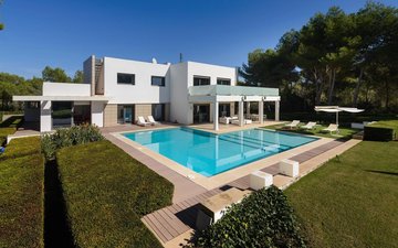 Property slide 15