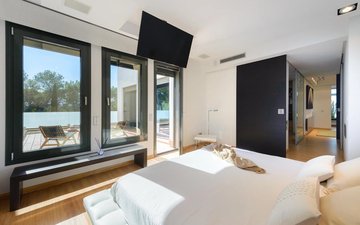 Property slide 19
