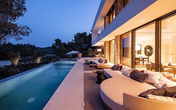 Property slide 17