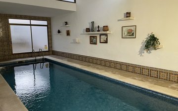 Property slide 10