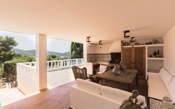 Property slide 9