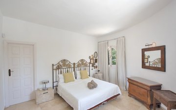 Property slide 17