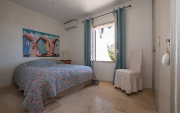 Property slide 16