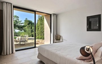 Property slide 15