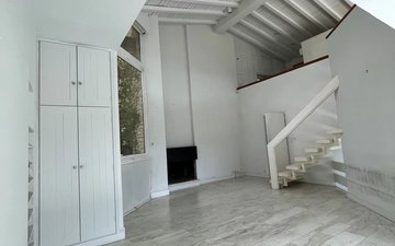 Property slide 7