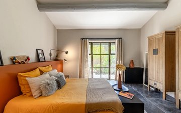 Property slide 17