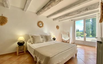 Property slide 19