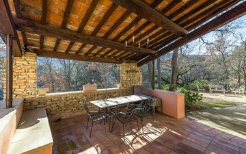 Property slide 18