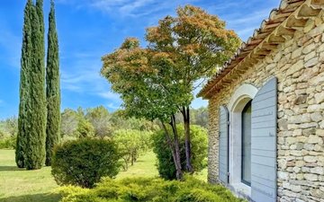 Property slide 15