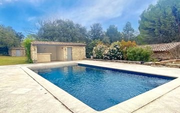 Property slide 17