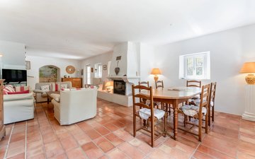 Property slide 7