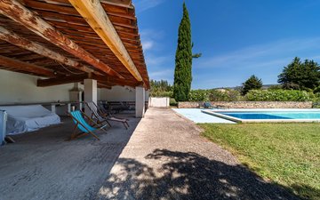 Property slide 10