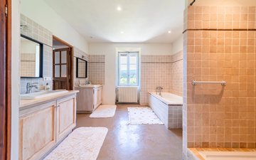 Property slide 15