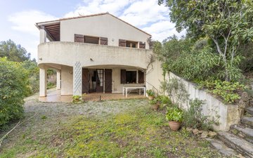 Property slide 11
