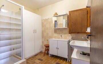 Property slide 7