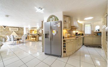 Property slide 7