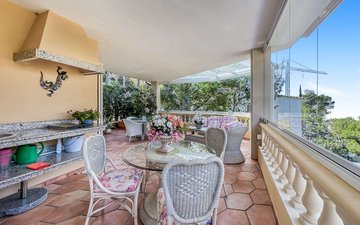 Property slide 5