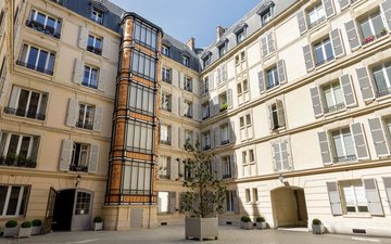 Property slide 20