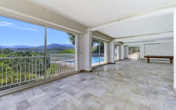 Property slide 14